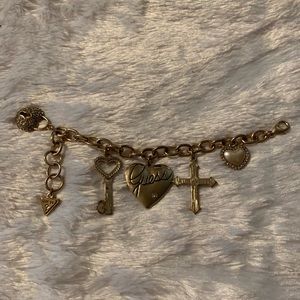 Guess Link & Charm Bracelet